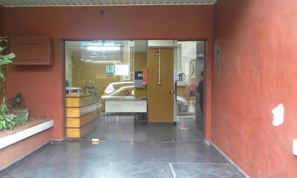 Estudio En El Centro De Asuncion Buitenkant foto